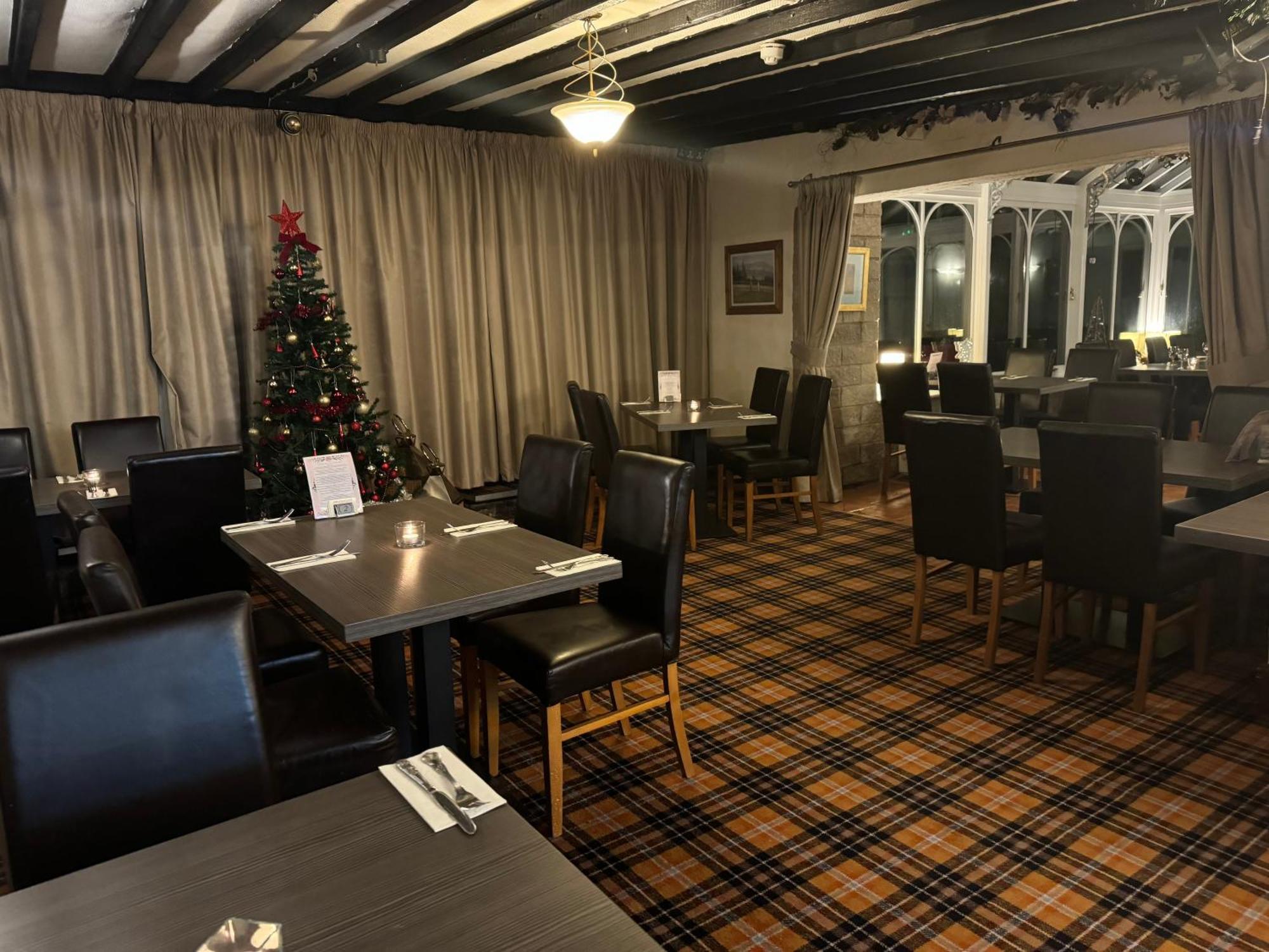 The Dog & Partridge Country Inn Ashbourne  Kültér fotó